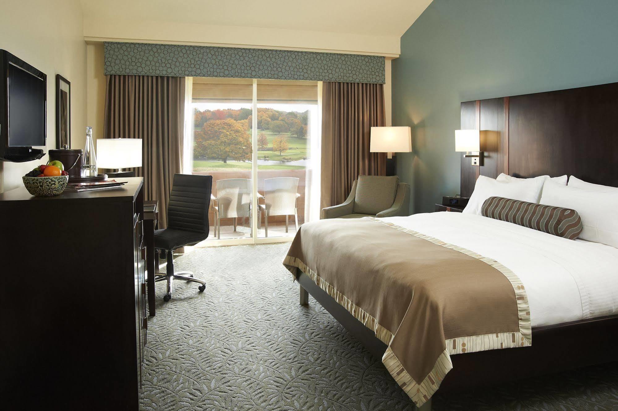 Chubb Hotel & Conference Center Lafayette Hill Екстер'єр фото